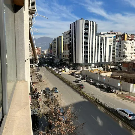 Kris * Tirana